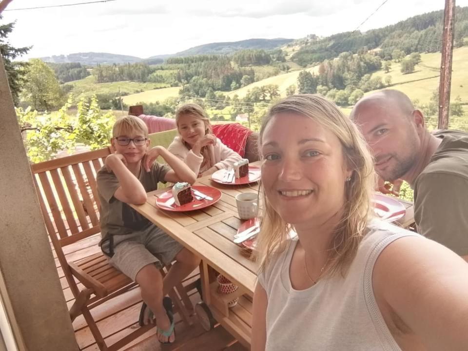 La Mazille , Cossy Vakantiestudio Met Zwembad In Zuid-Bourgogne Anglure-sous-Dun Bagian luar foto