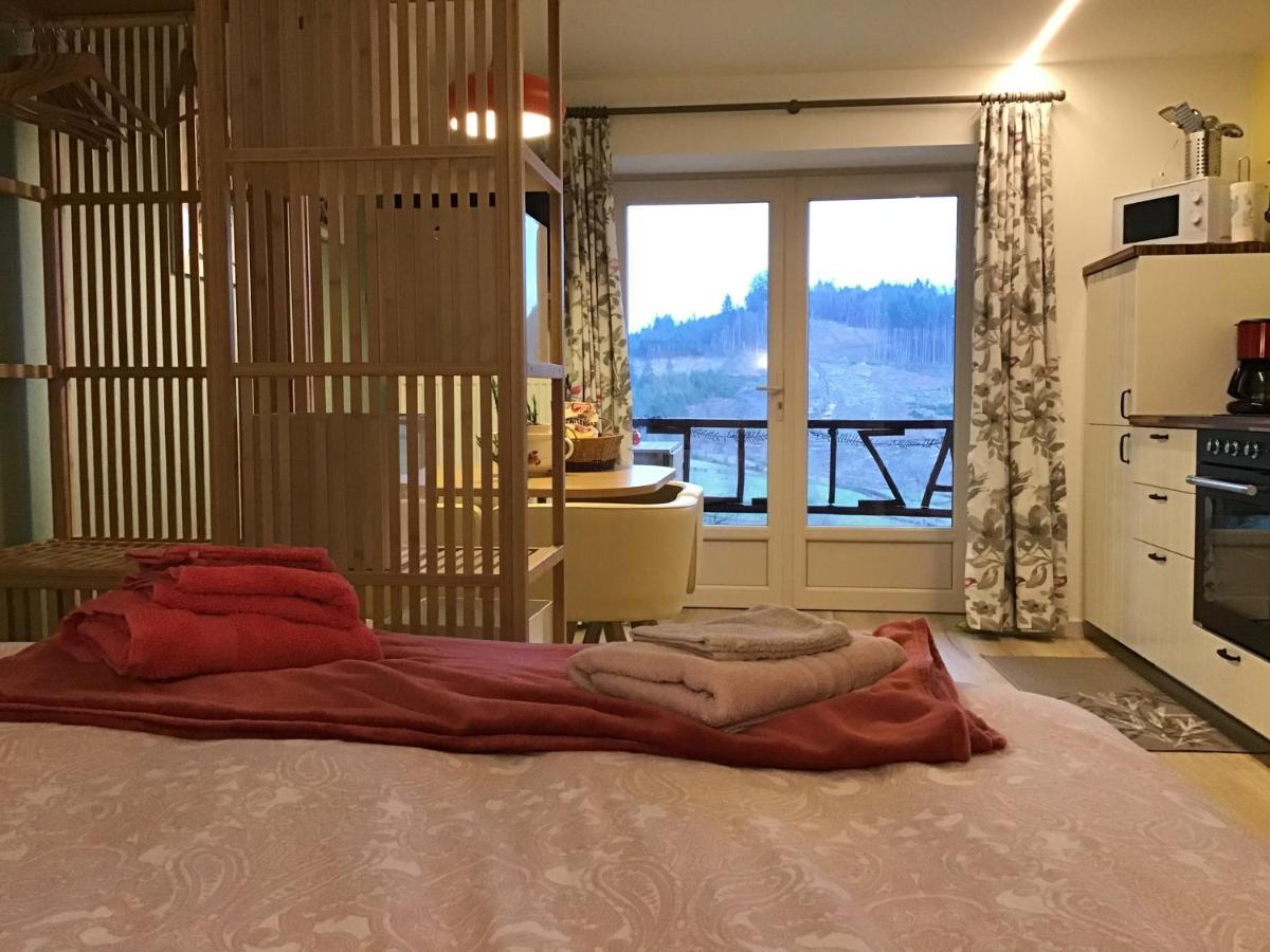 La Mazille , Cossy Vakantiestudio Met Zwembad In Zuid-Bourgogne Anglure-sous-Dun Bagian luar foto